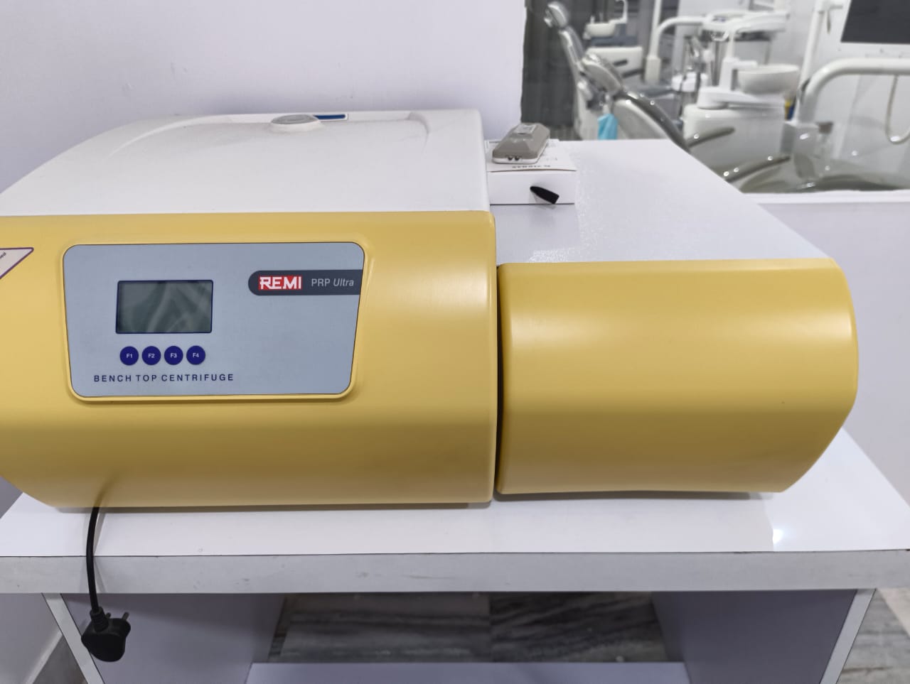 Centrifuge Machine Remi PRP Ultra