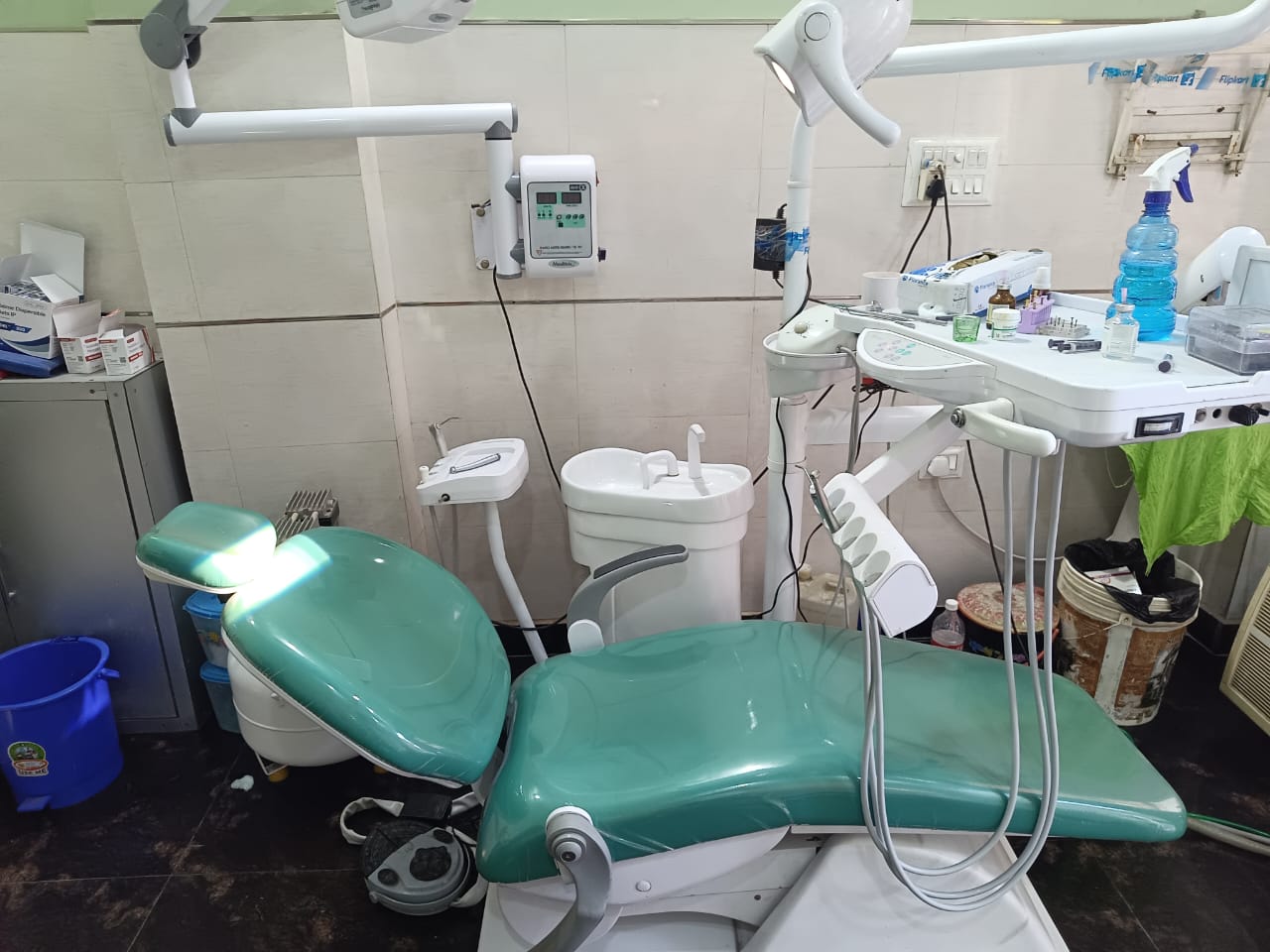 Complete dental clinic setup for sale — chair, compressor, scaler & X-ray