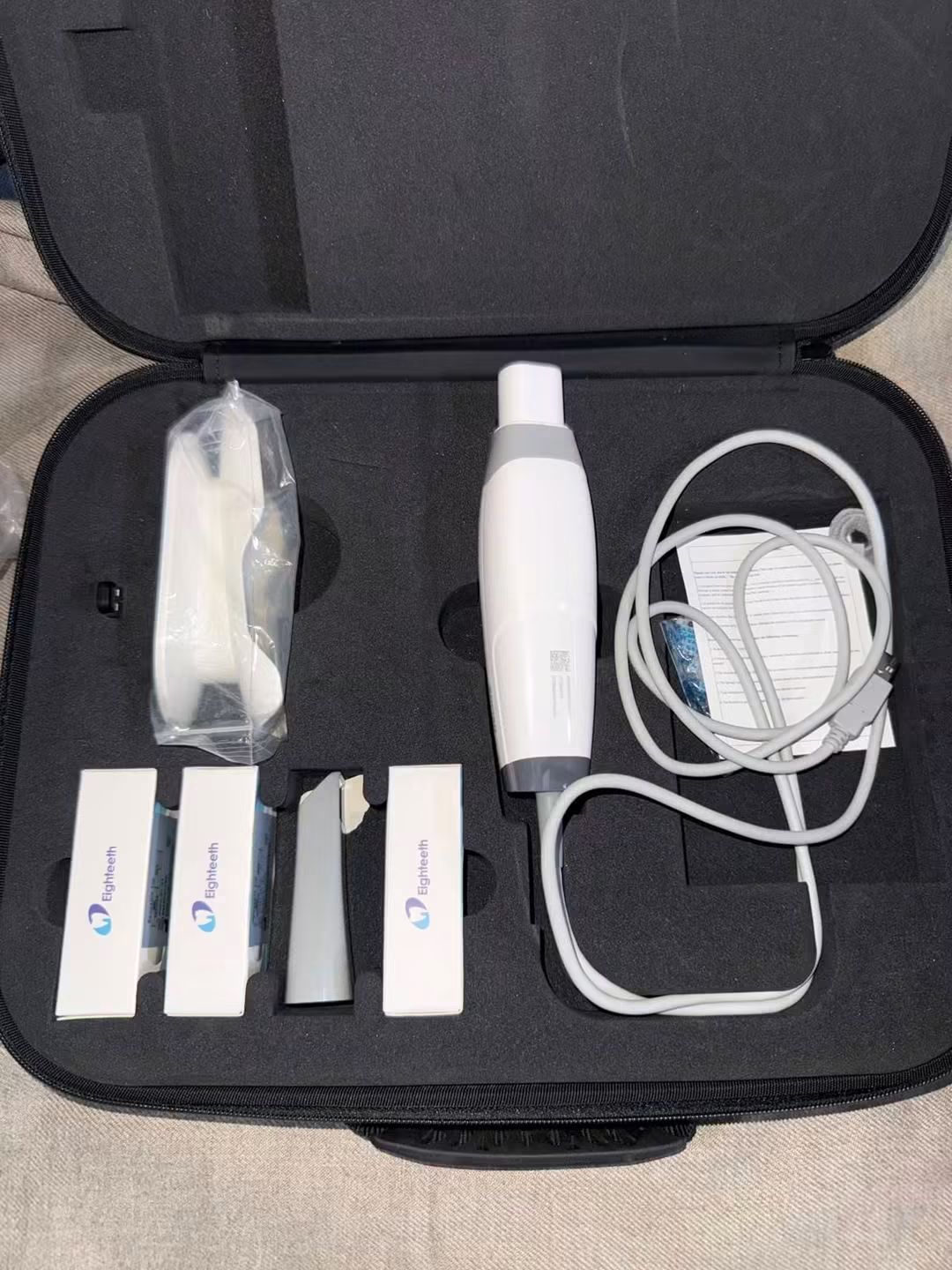 Intraoral scanner — Eighteeth Helios, 1 year old (warranty remaining)