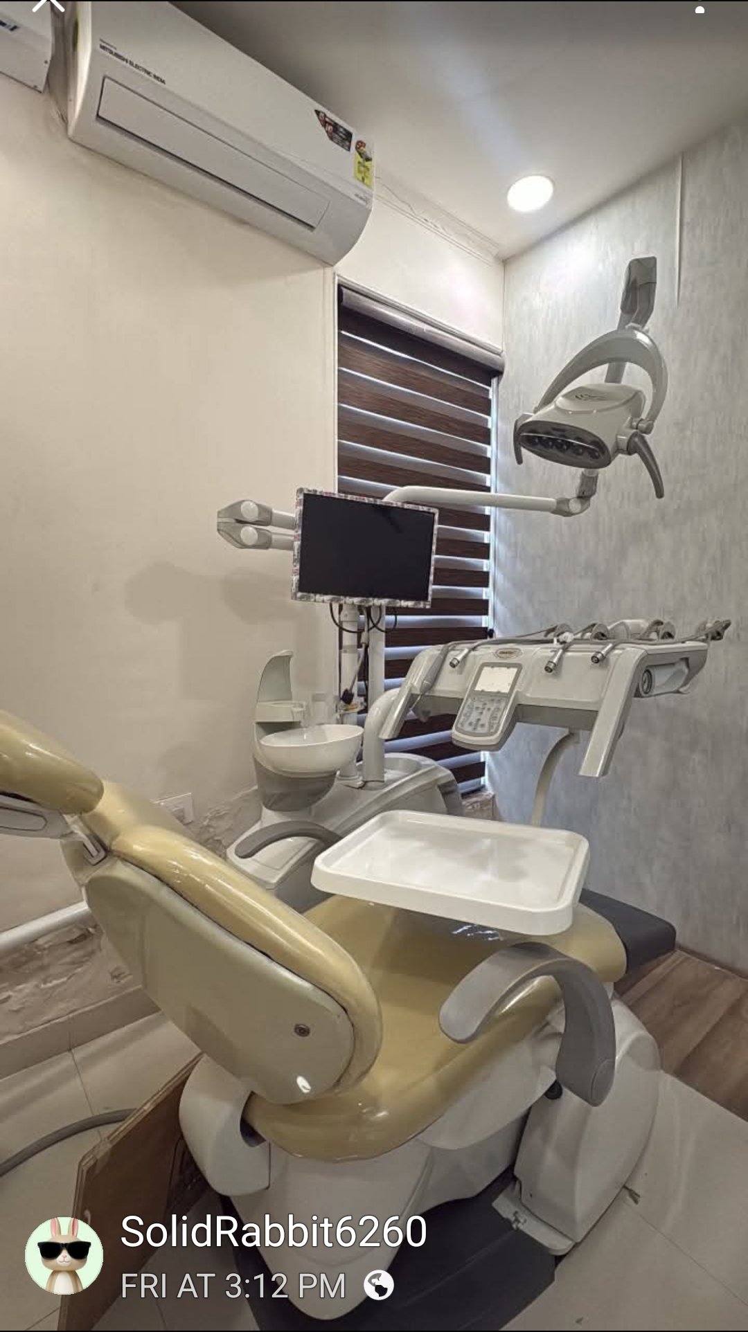 Gantus dental chair unit — good condition