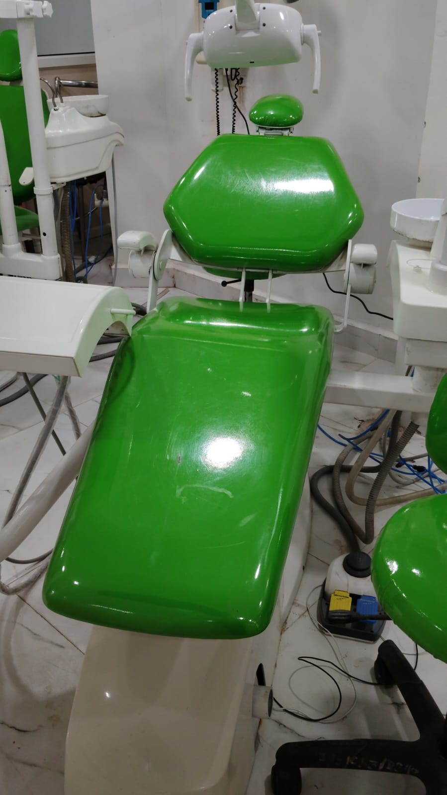 Complete dental clinic setup for sale — Pratap Vihar, Ghaziabad
